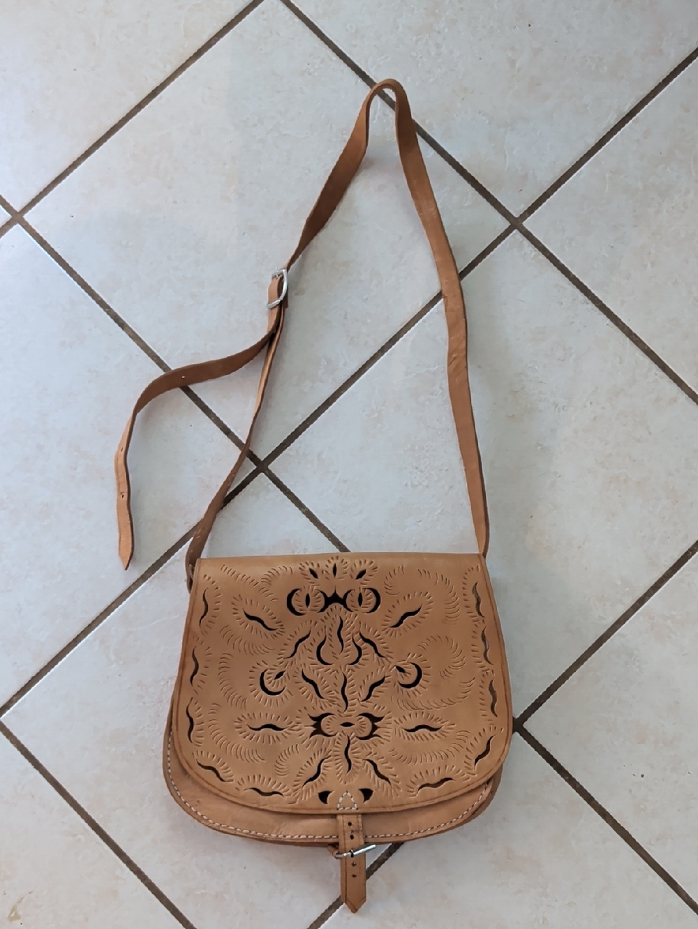 Vintage Tooled Leather Crossbody Bag - Unbranded